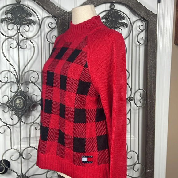 TOMMY HILFIGER
Check Raglan Sleeve Sweater Sz XL(Color Scarlet & Black) NWT - Picture 11 of 16